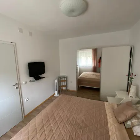 Apartements Sarah Novigrad Istria Exterior foto